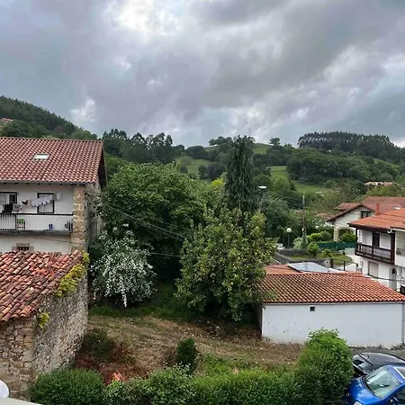 Casa A 1 Km De Cabarceno. Holiday home *
